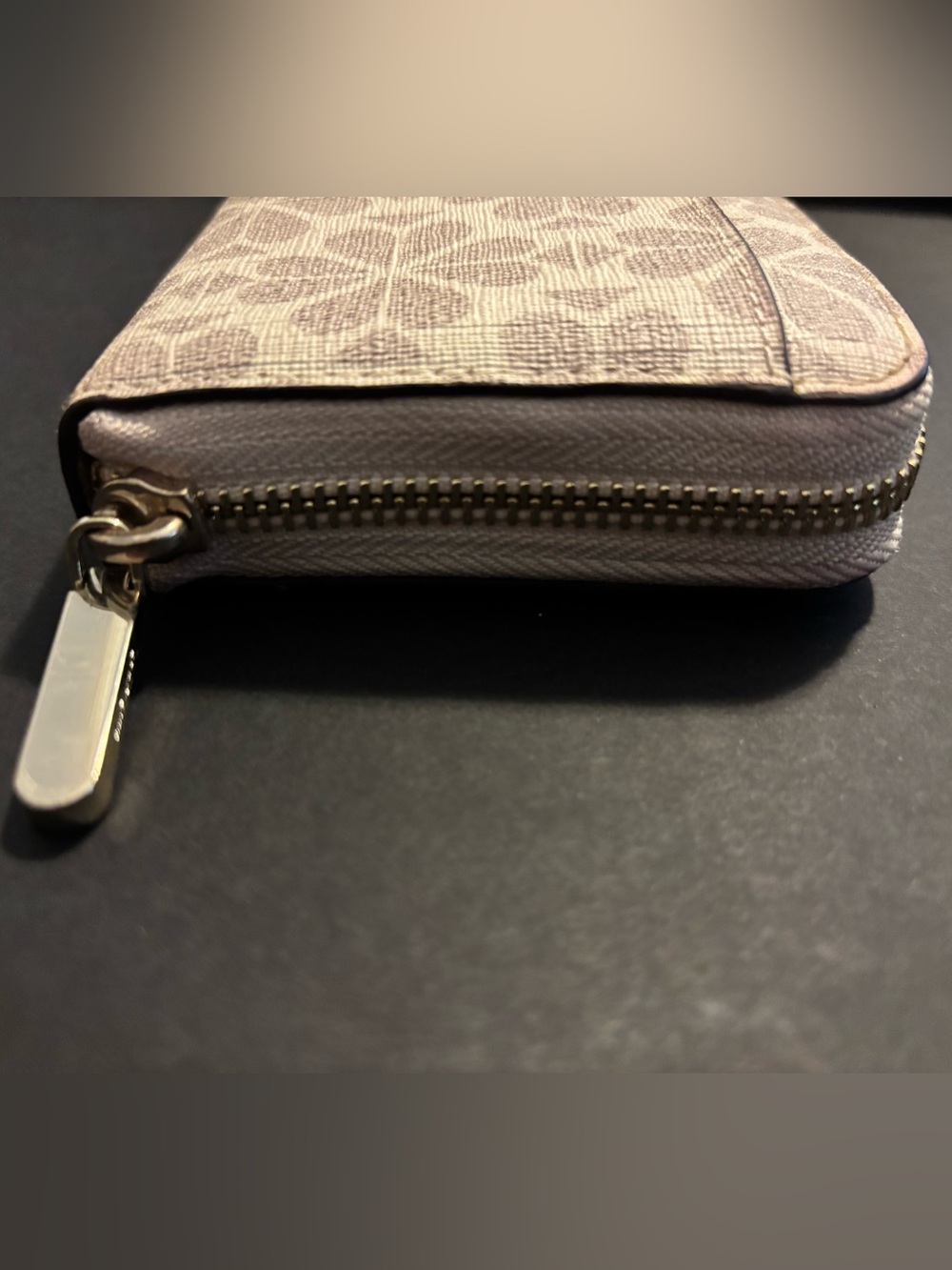 kate spade Cream and Tan Zip Around Wallet - Picture 4 of 9